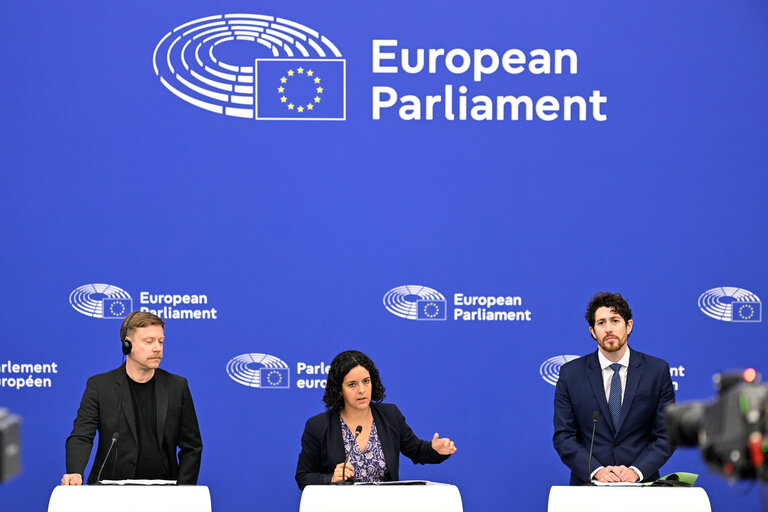 Press briefing The Left