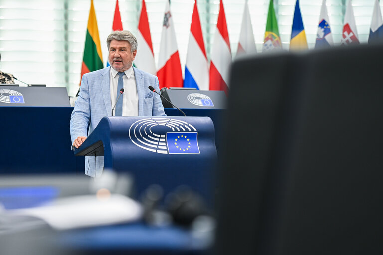 Fotografie 39: EP Plenary session - Implementation report on the Recovery and Resilience Facility
