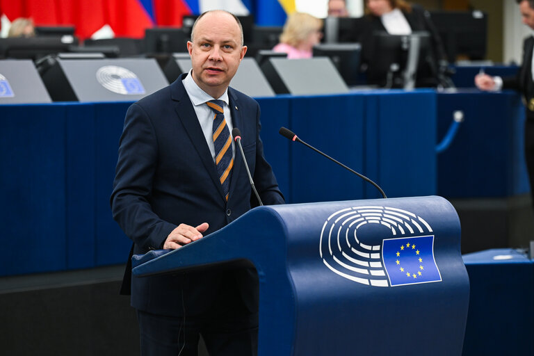 Fotografie 34: EP Plenary session - Implementation report on the Recovery and Resilience Facility