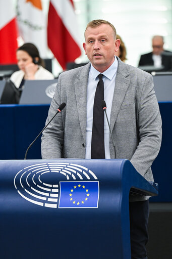 Fotografie 30: EP Plenary session - Implementation report on the Recovery and Resilience Facility