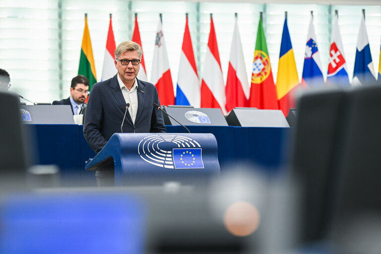 Fotografie 23: EP Plenary session - Implementation report on the Recovery and Resilience Facility