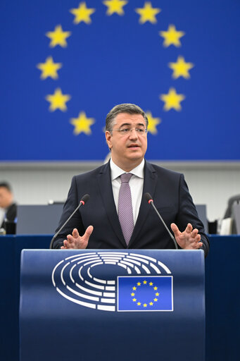 Fotogrāfija 25: EP Plenary session - EU framework conditions for competitive, efficient and sustainable public transport services at all levels