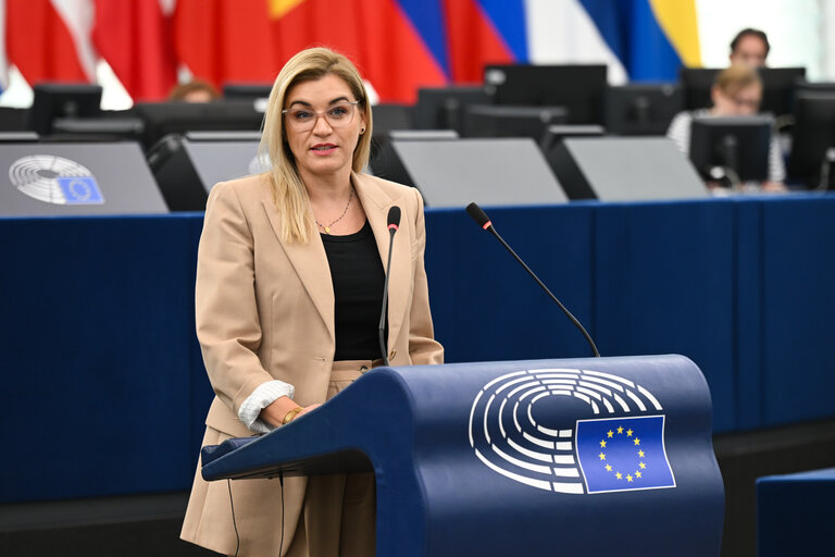 EP Plenary session - EU framework conditions for competitive, efficient and sustainable public transport services at all levels