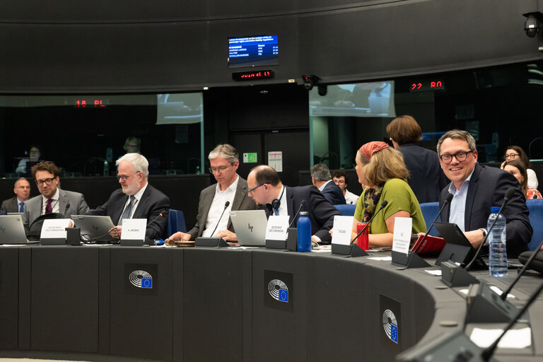 SANT trilogue on the Pharma package