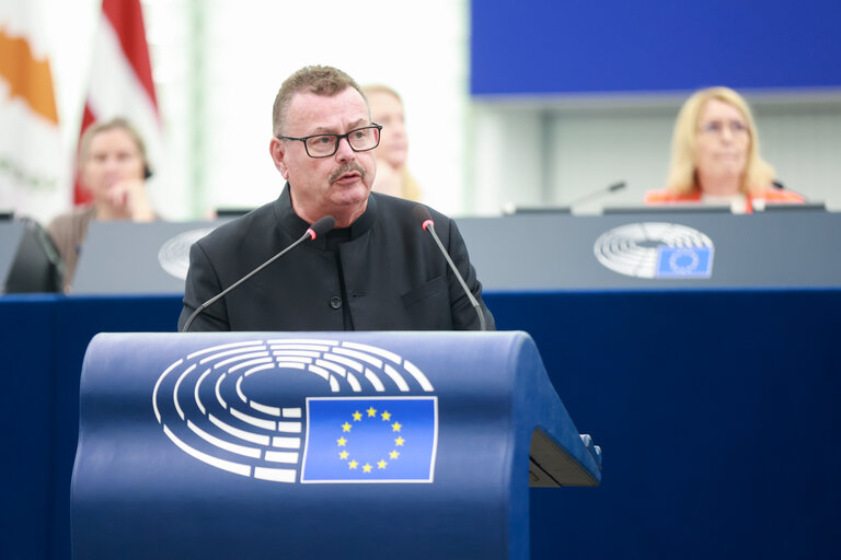 Zdjęcie 19: EP Plenary session - Stopping the genocide in Gaza: time for EU sanctions