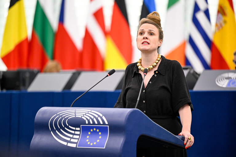 EP Plenary session.- Freedom of assembly in Hungary and the need for the Commission to act