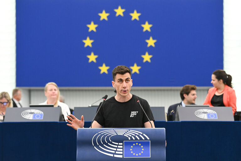 Снимка 39: EP Plenary session - Electricity grids: the backbone of the EU energy system