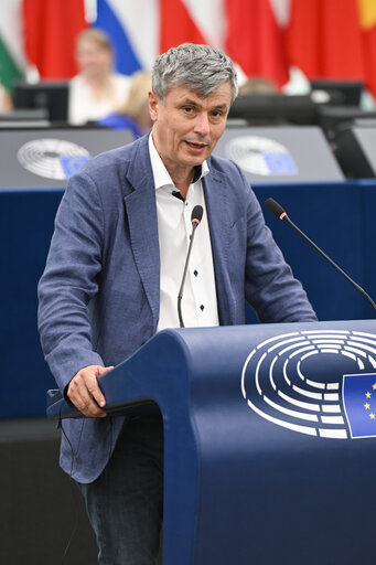 Снимка 27: EP Plenary session - Electricity grids: the backbone of the EU energy system