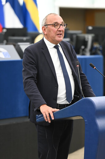 Снимка 18: EP Plenary session - Electricity grids: the backbone of the EU energy system