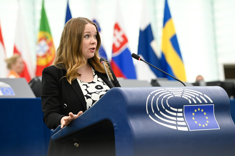 EP Plenary session - Digital Markets, Digital Euro, Digital Identities: economical stimuli or trends toward dystopia