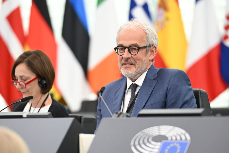 EP Plenary session - Debates on cases of breaches of human rights, democracy and the rule of law (Rule 150)