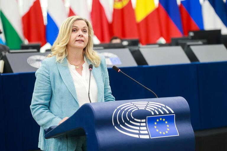 EP Plenary session - Institutional and political implications of the EU enlargement process and global challenges