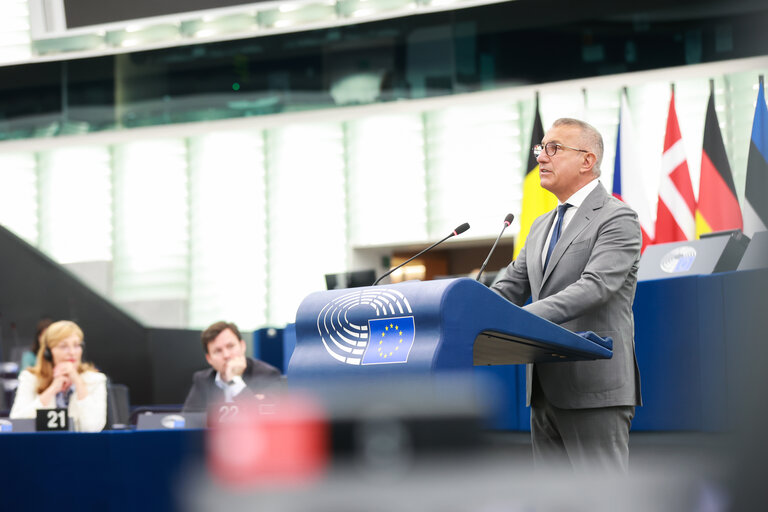 EP Plenary session - Institutional and political implications of the EU enlargement process and global challenges