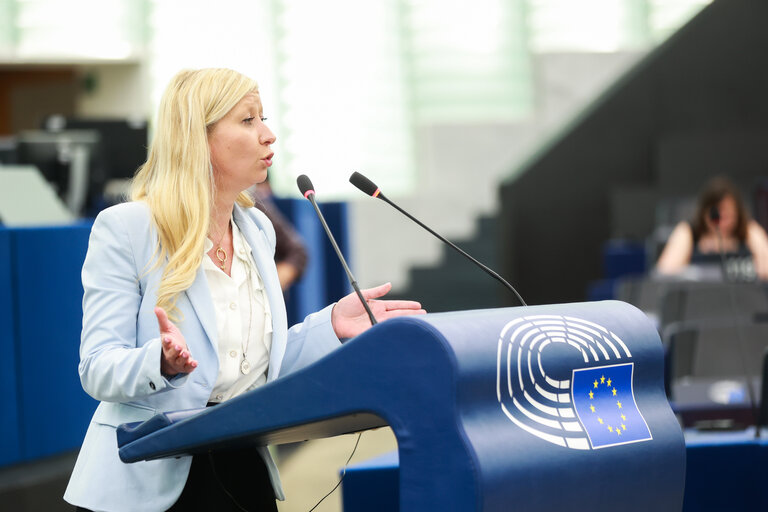 EP Plenary session - Institutional and political implications of the EU enlargement process and global challenges