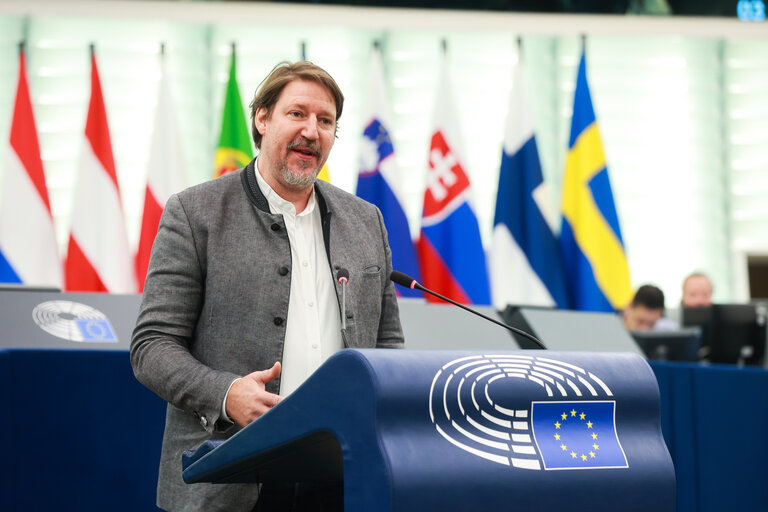 EP Plenary session - Institutional and political implications of the EU enlargement process and global challenges