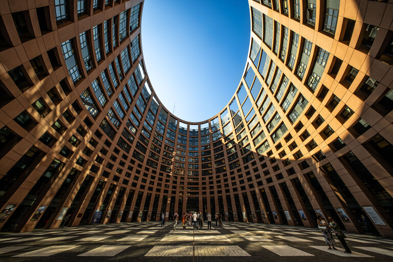 Strasbourg's Plenary session through the lens. Week 25.