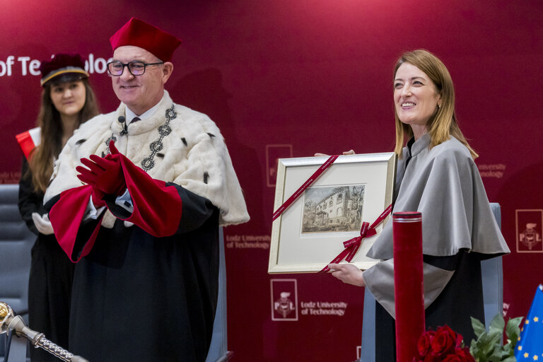 Roberta METSOLA, EP President, official visit to Warsaw and Lodz (Poland) - Honorary doctorate ceremony at Lodz University of Technology