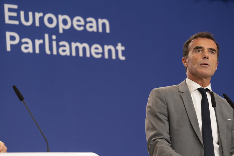 Foto 18: Press conference on the reaction to the cancellation of the last trilogue on Green Claims Directive