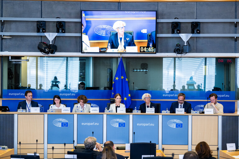Photo 15 : ECON - Monetary Dialogue with Christine Lagarde, President of the European Central Bank