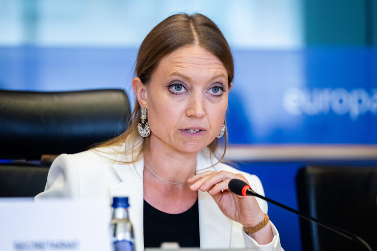 Photo 26 : ECON - Monetary Dialogue with Christine Lagarde, President of the European Central Bank