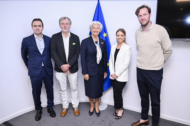 Photo 40 : ECON - Monetary Dialogue with Christine Lagarde, President of the European Central Bank