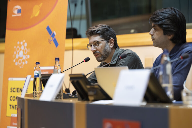 European Science Media Hub (ESMH) Summer School 2025