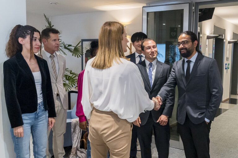 Roberta METSOLA, EP President meets with Sakharov Fellows