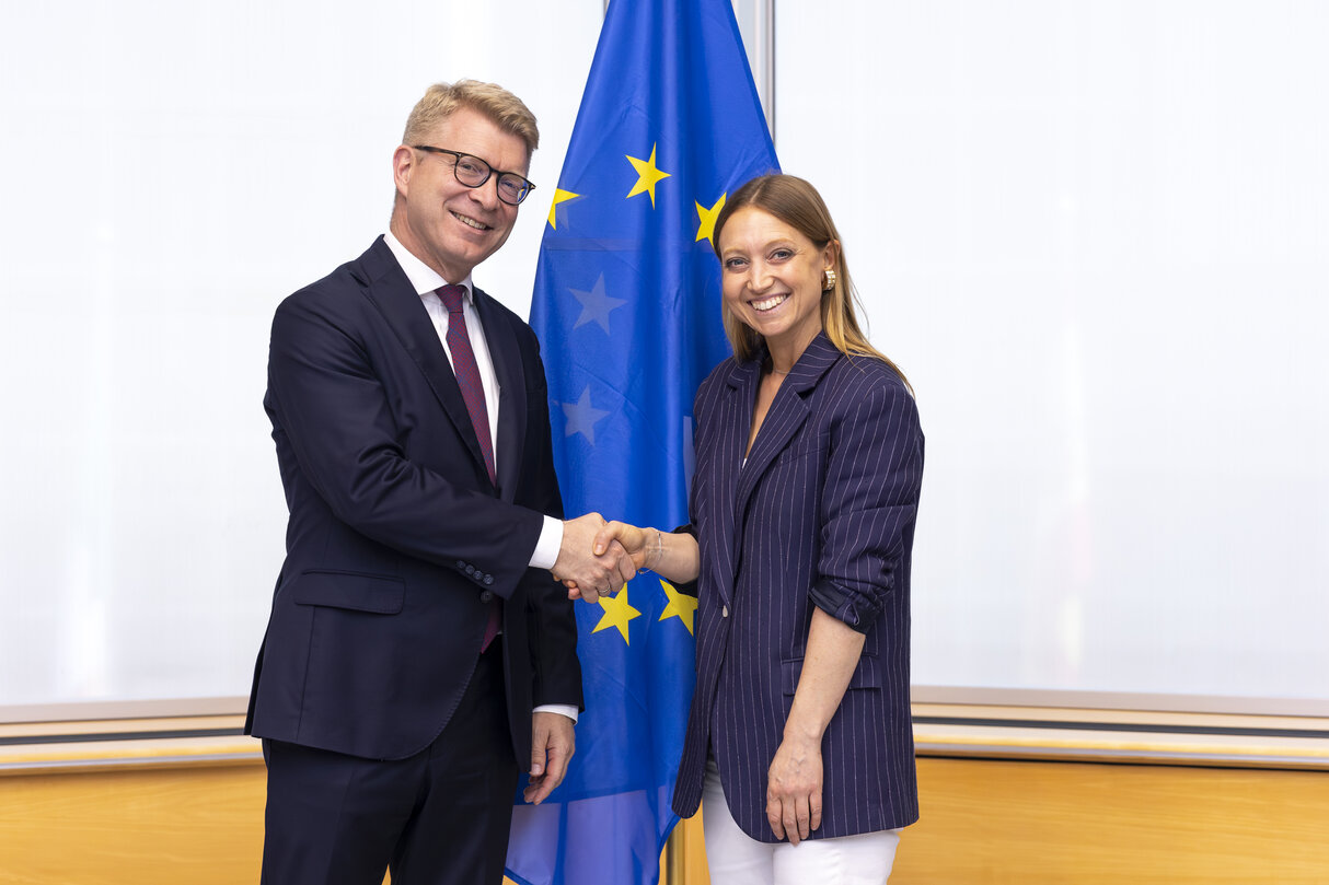 Danish Permanent Representative Carsten GRONBECH JENSEN meets with ECON Chair Aurore LALUCQ