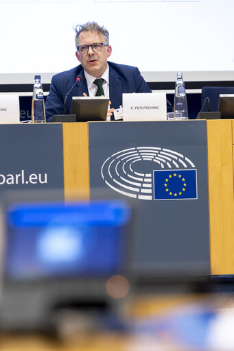 Fotografija 1: FISC - Workshop on the study on ' Tax barriers and cross-border workers: tackling the fragmentation of the EU tax framework '
