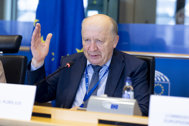 Photo 6: ITRE - Exchange of views with Andrius Kubilius, Commissioner for Defence and Space, on the Space Package and Defence Omnibus proposals