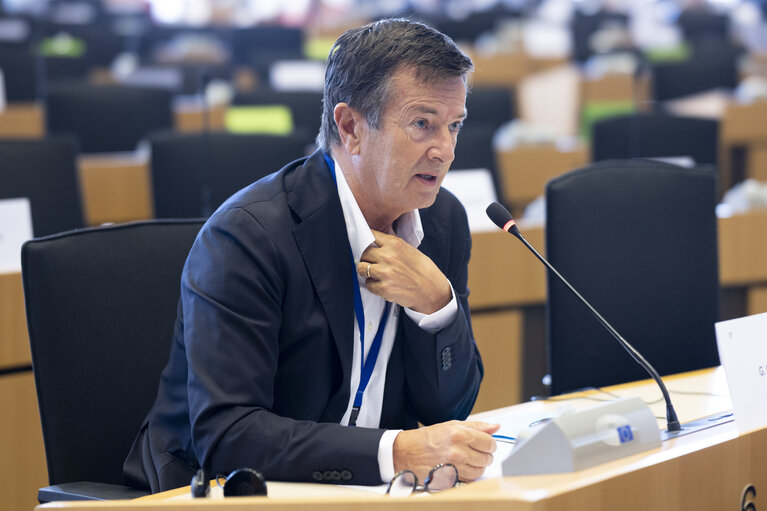 Photo 7: ITRE - Exchange of views with Andrius Kubilius, Commissioner for Defence and Space, on the Space Package and Defence Omnibus proposals