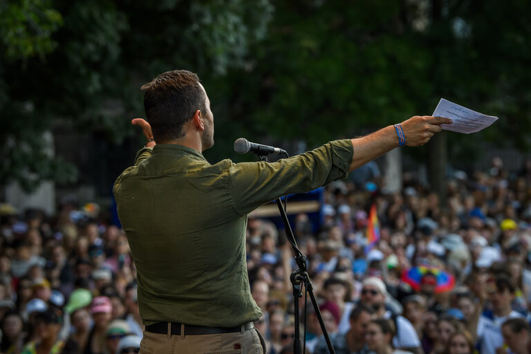 Budapest Pride March with the participation of Nicolae ȘTEFĂNUȚĂ, EP Vice President and EP Members