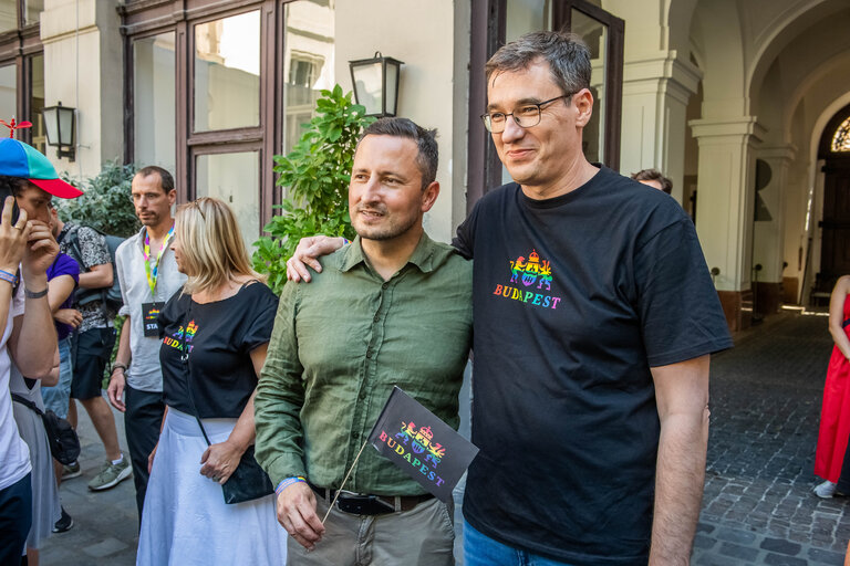 Fotografia 18: Budapest Pride March with the participation of Nicolae ȘTEFĂNUȚĂ, EP Vice President and EP Members