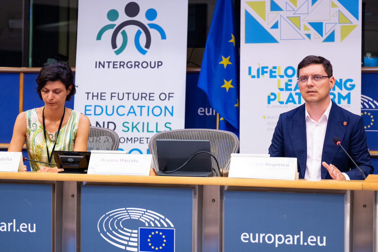 High Level Policy Debate - A New Lifelong Learning Manifesto (EU Memorandum)