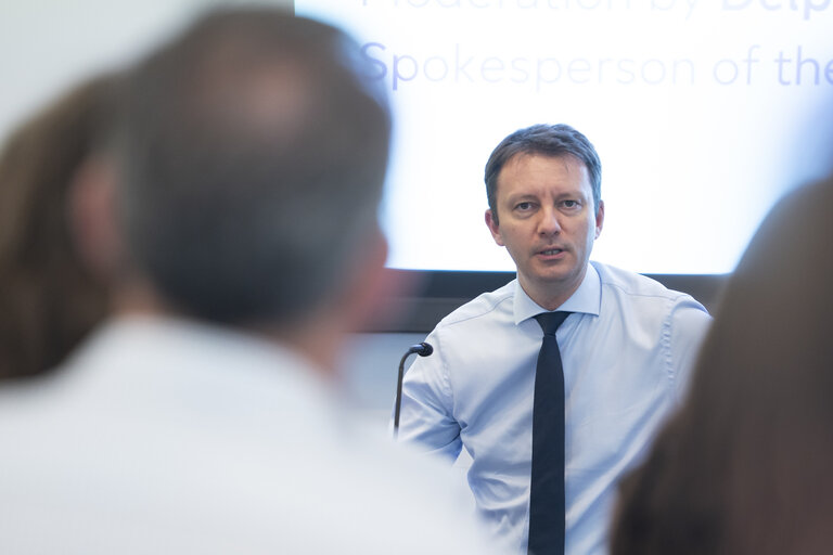 Foto 15: Invest in What Matter - Exchange of views on the EU long-term budget with the co-rapporteurs and presentation of the EP campaign
