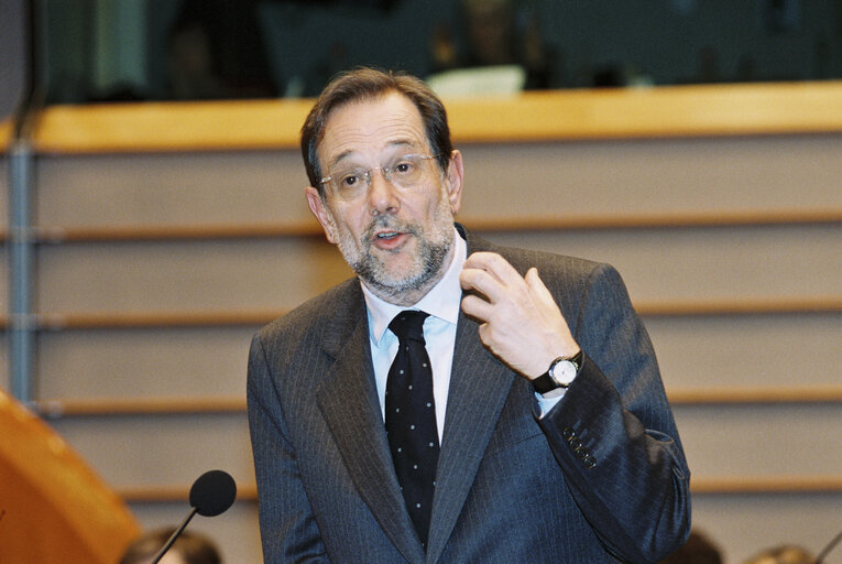 Photo 8 : Javier SOLANA, EU foreign policy chief during a session in Brussels in March 2000.