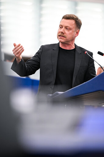 EP Plenary session - Motion of censure on the Commission B10-0319/2025