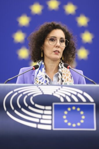 Photo 35: EP Plenary session.- EU action plan for deinstitutionalisation, family- and community-based care