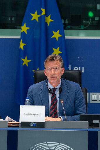 Photo 11: ENVI - Exchange of views with Jessika Roswall, Commissioner for Environment, Water Resilience and a Competitive Circular Economy, and presentation of the Water Resilience Strategy