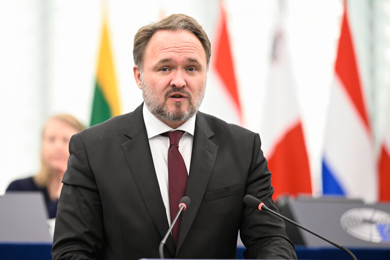 Suriet 41: EP Plenary session - Need for the EU to scale up clean technologies