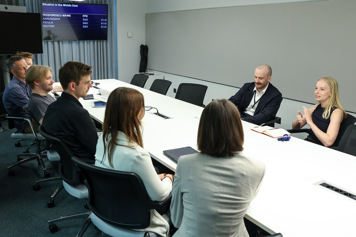 Press briefing with Sabrina REPP