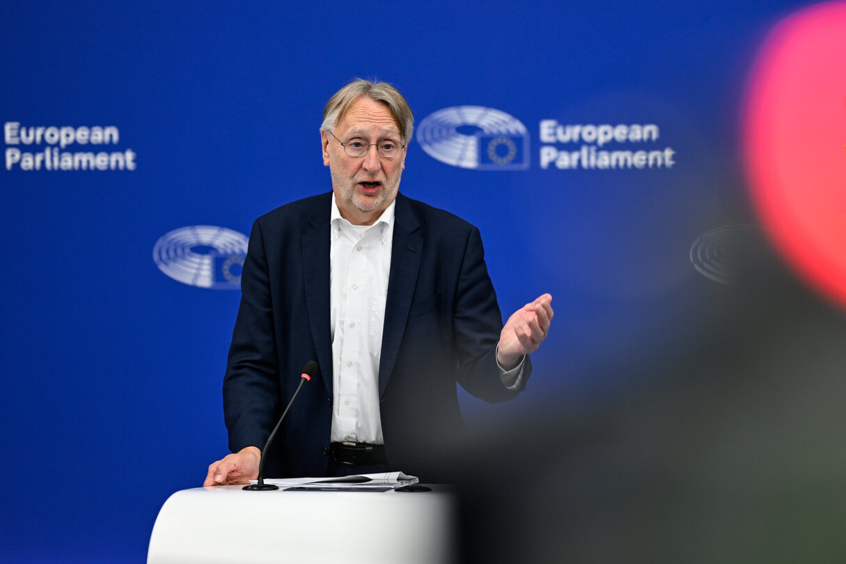 Press conference  on the EU-US trade negotiations