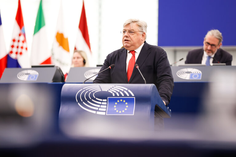 EP Plenary session - Presentation of the Stockpiling Strategies - strengthening response capacities for a changing risk and threat landscape