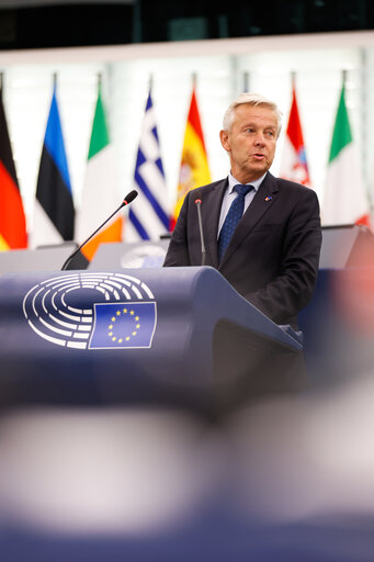 EP Plenary session - Alleged misuse of EU funds by Members of the far-right and measures to ensure institutional integrity