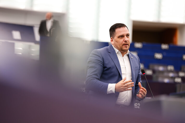 EP Plenary session - Alleged misuse of EU funds by Members of the far-right and measures to ensure institutional integrity