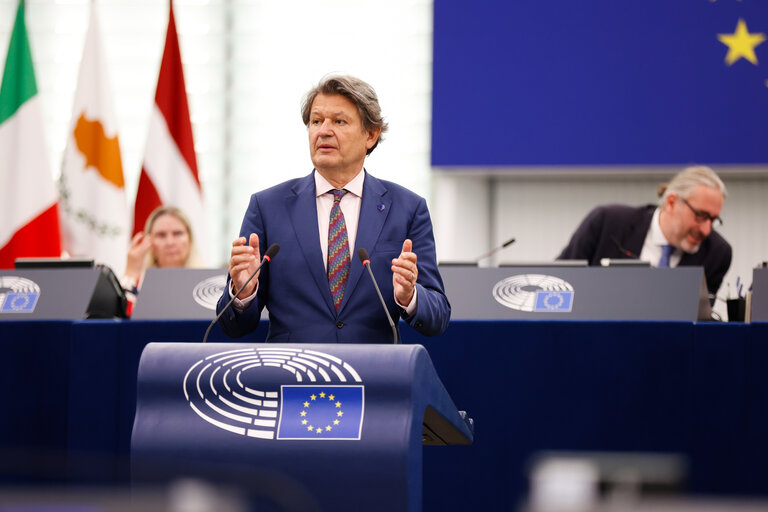 EP Plenary session - Alleged misuse of EU funds by Members of the far-right and measures to ensure institutional integrity