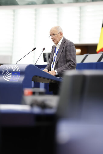 EP Plenary session - Endometriosis: Europe’s wake-up call on the gender health gap