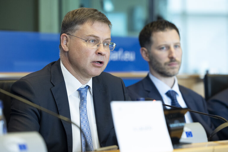 Exchange of views on Digital Euro with Commissioner Valdis Dombrovskis