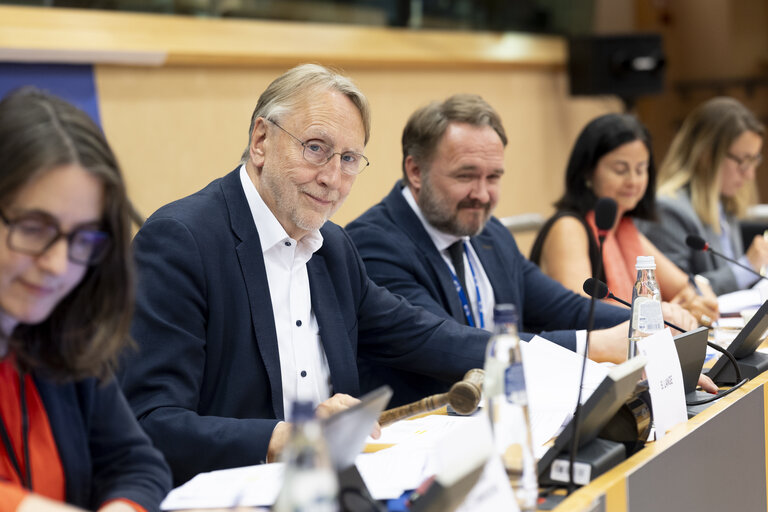 Fotografija 12: INTA ITRE - Phasing out Russian natural gas imports, improving monitoring of potential energy dependencies and amending Regulation (EU)