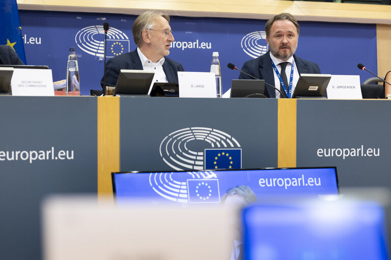 Fotografija 16: INTA ITRE - Phasing out Russian natural gas imports, improving monitoring of potential energy dependencies and amending Regulation (EU)